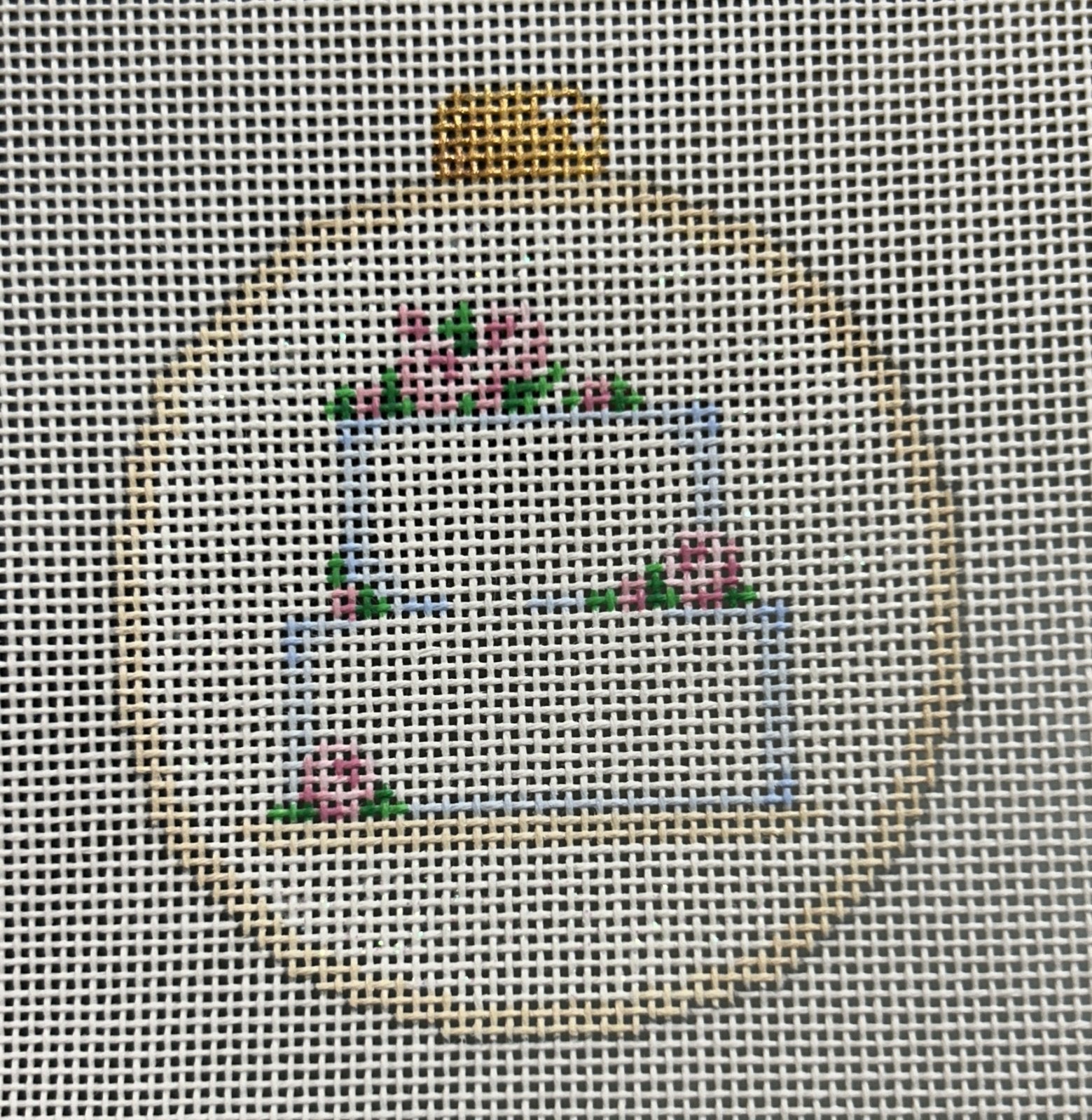 Rosebud Cake Ornament
