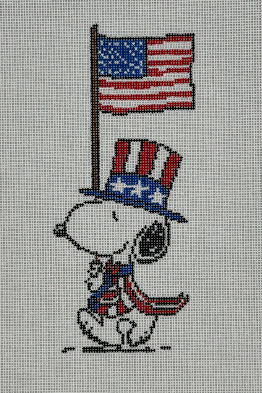 Peanuts - Snoopy Marching with the Flag