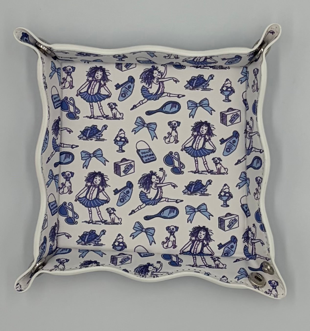 Scallop Valet Tray - Eloise Toile