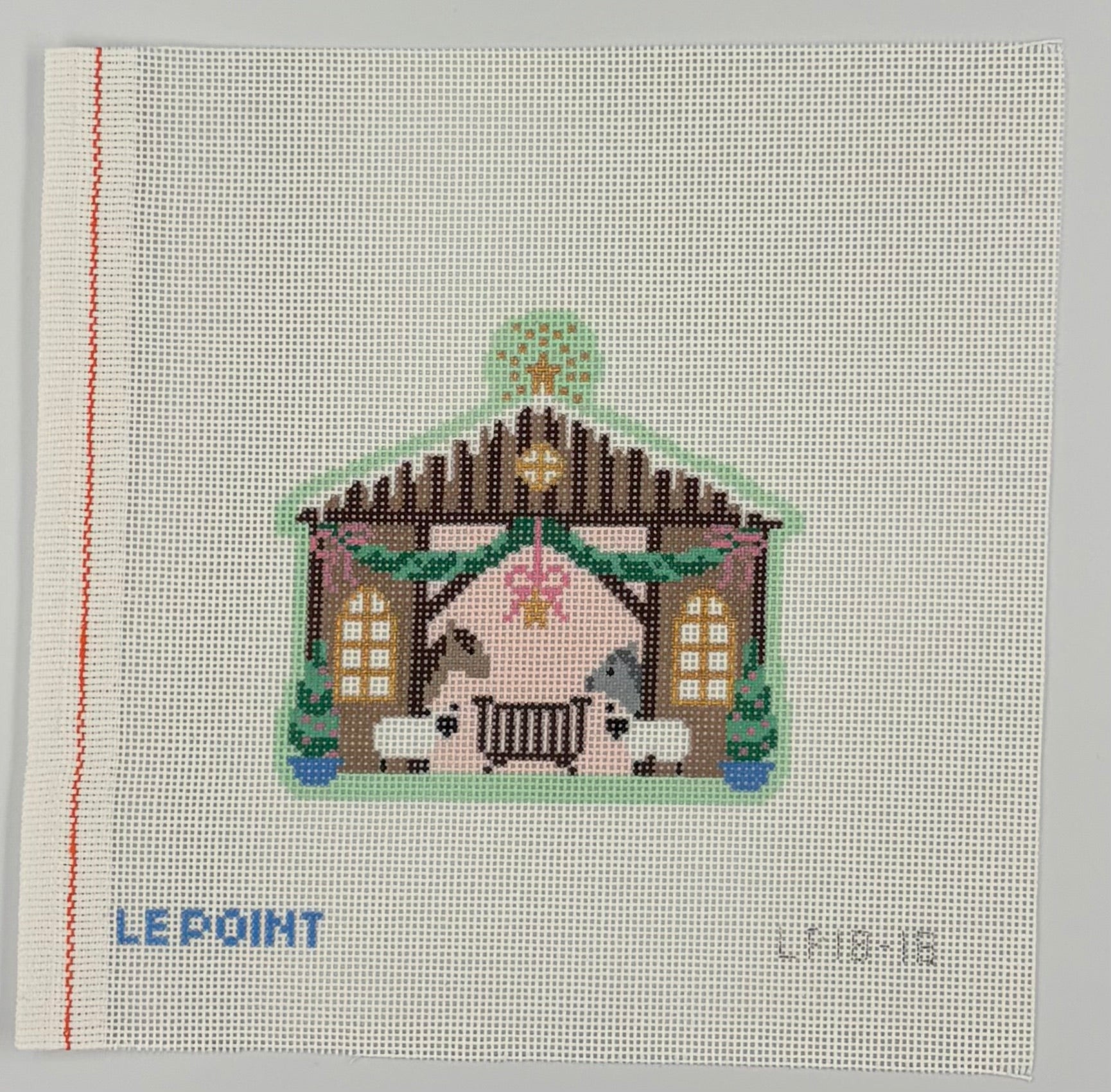 Christmas Village Stable - 18 Mesh