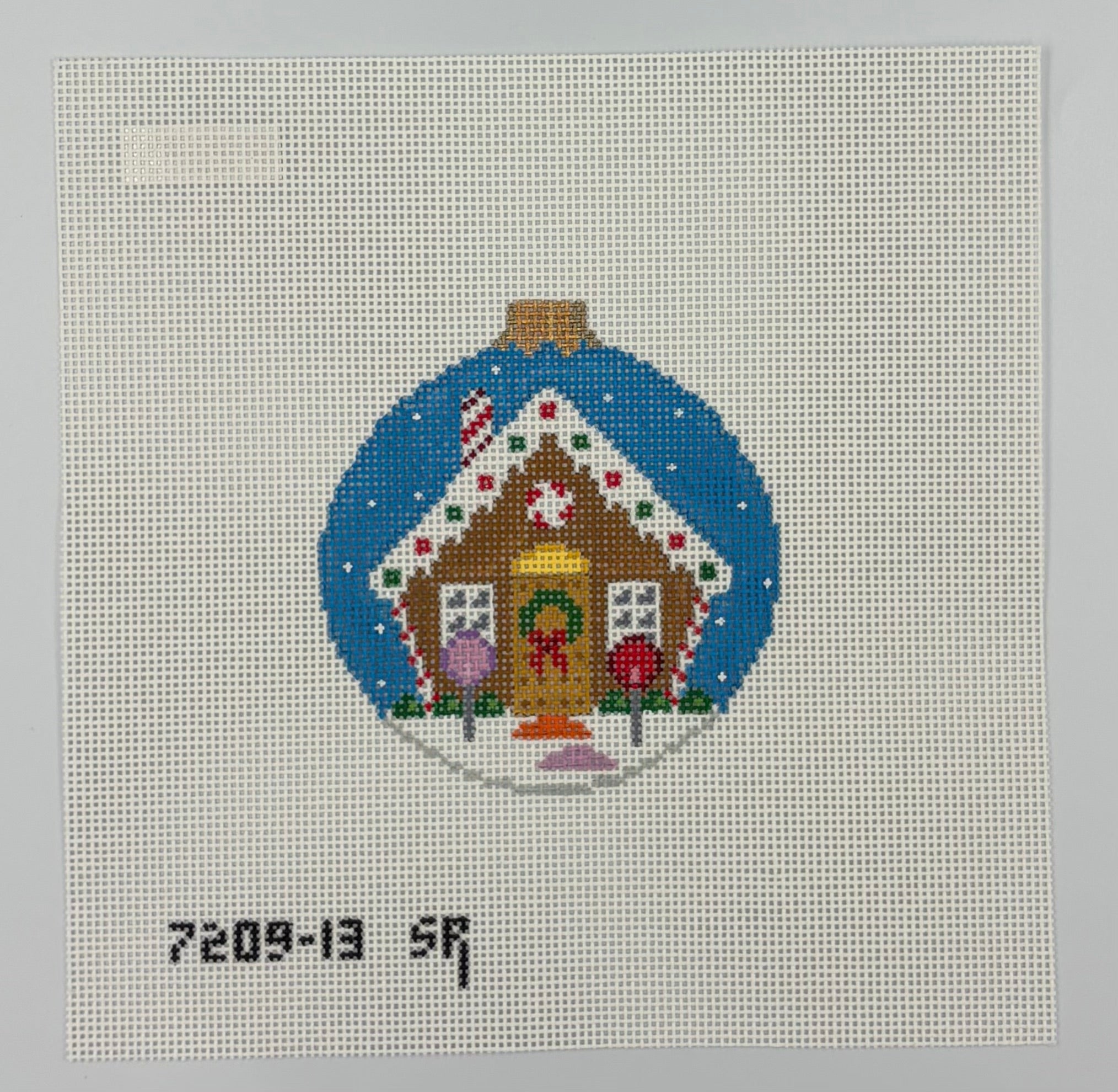 Gingerbread House Round