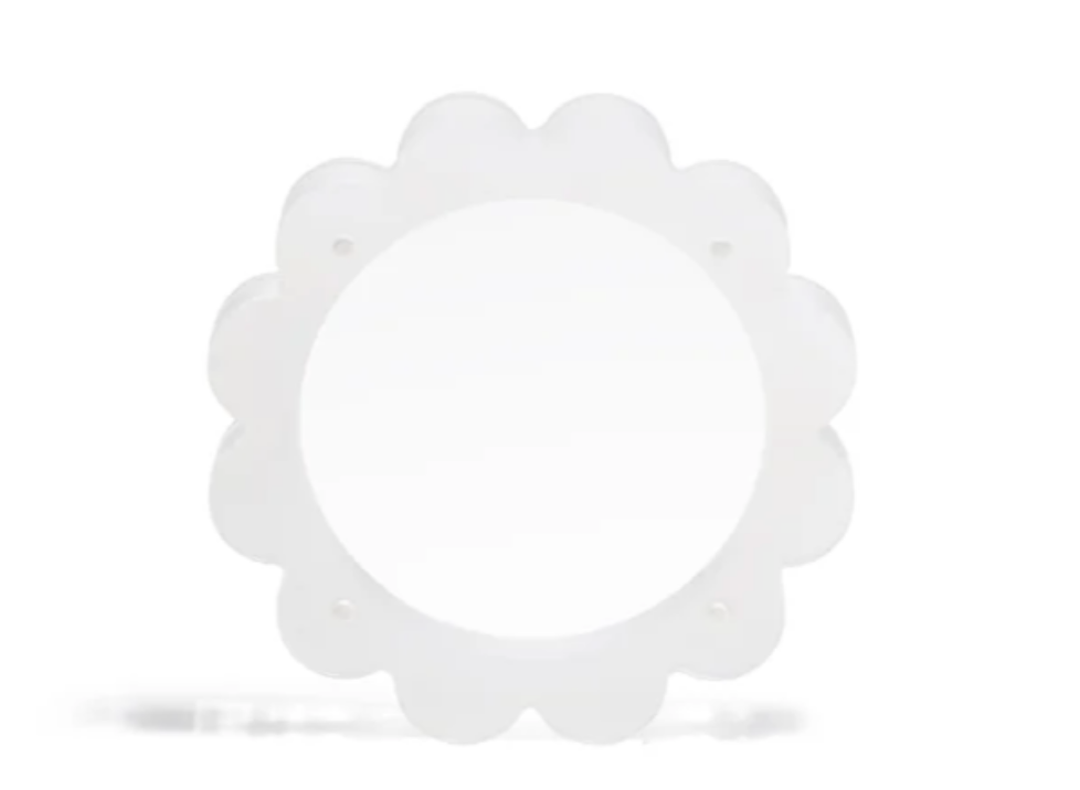 Scallop Acrylic Frame - 4" Circle - White