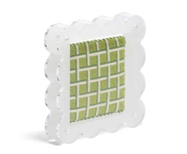 Scallop Acrylic Frame - 4" Square - White
