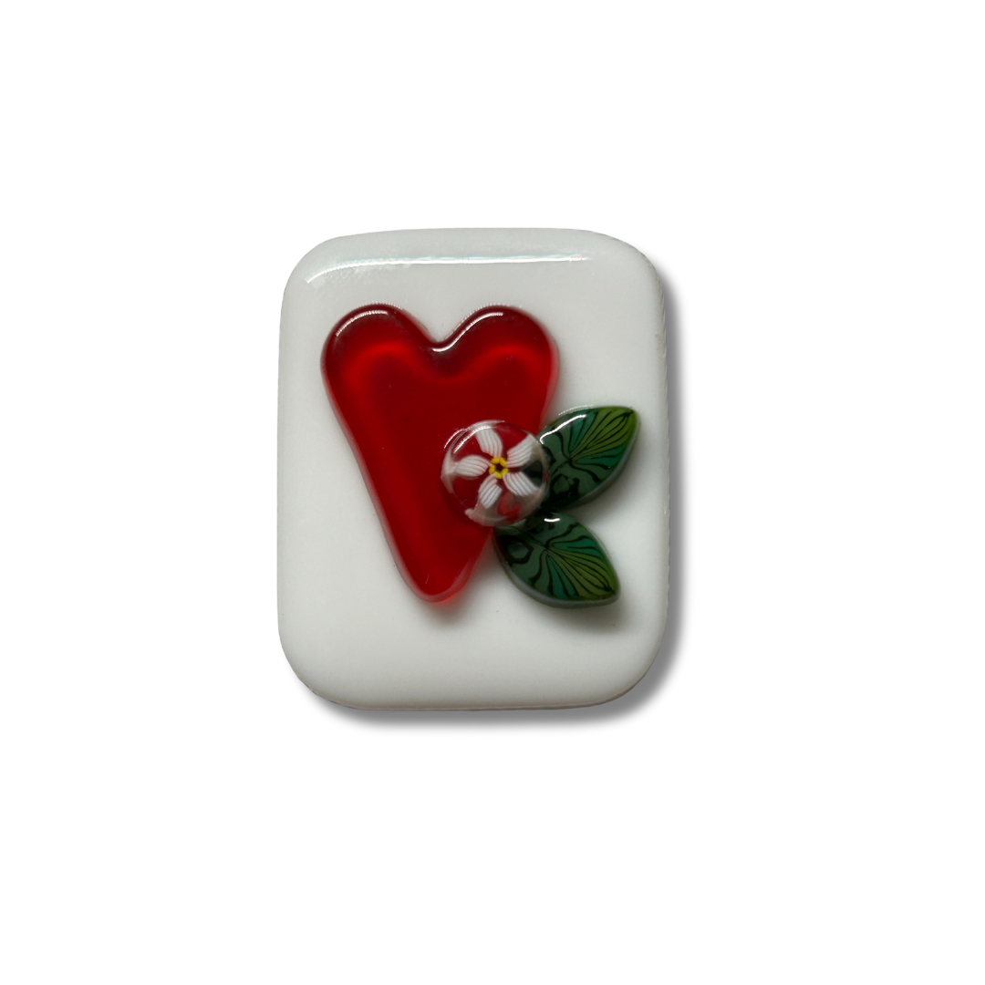 Needle Minder - Heart with Flor on white background