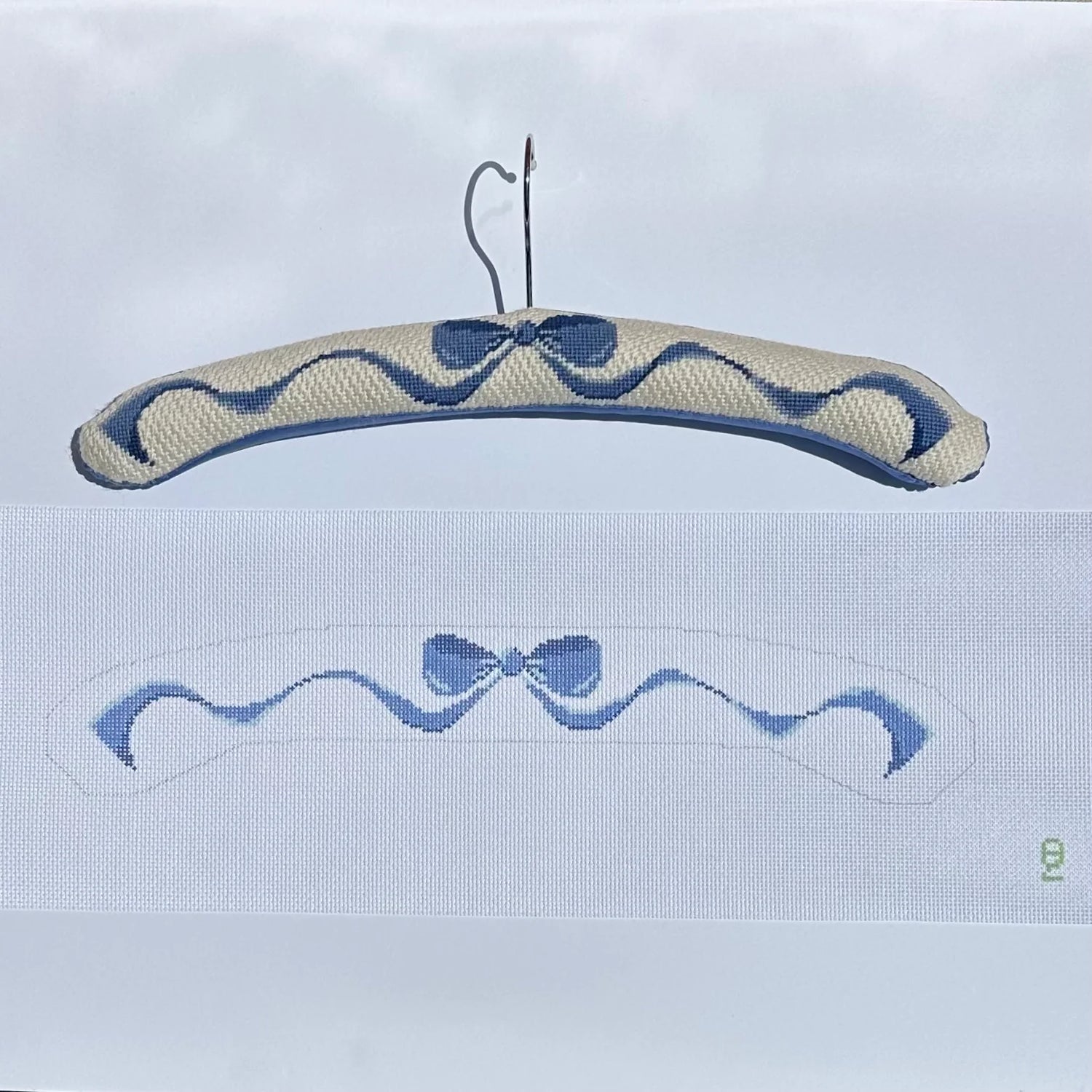 Coat Hanger - Pink Bow