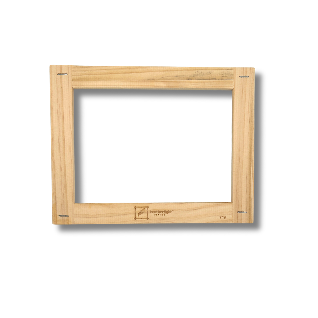 Featherlight Frame - 7"x9"