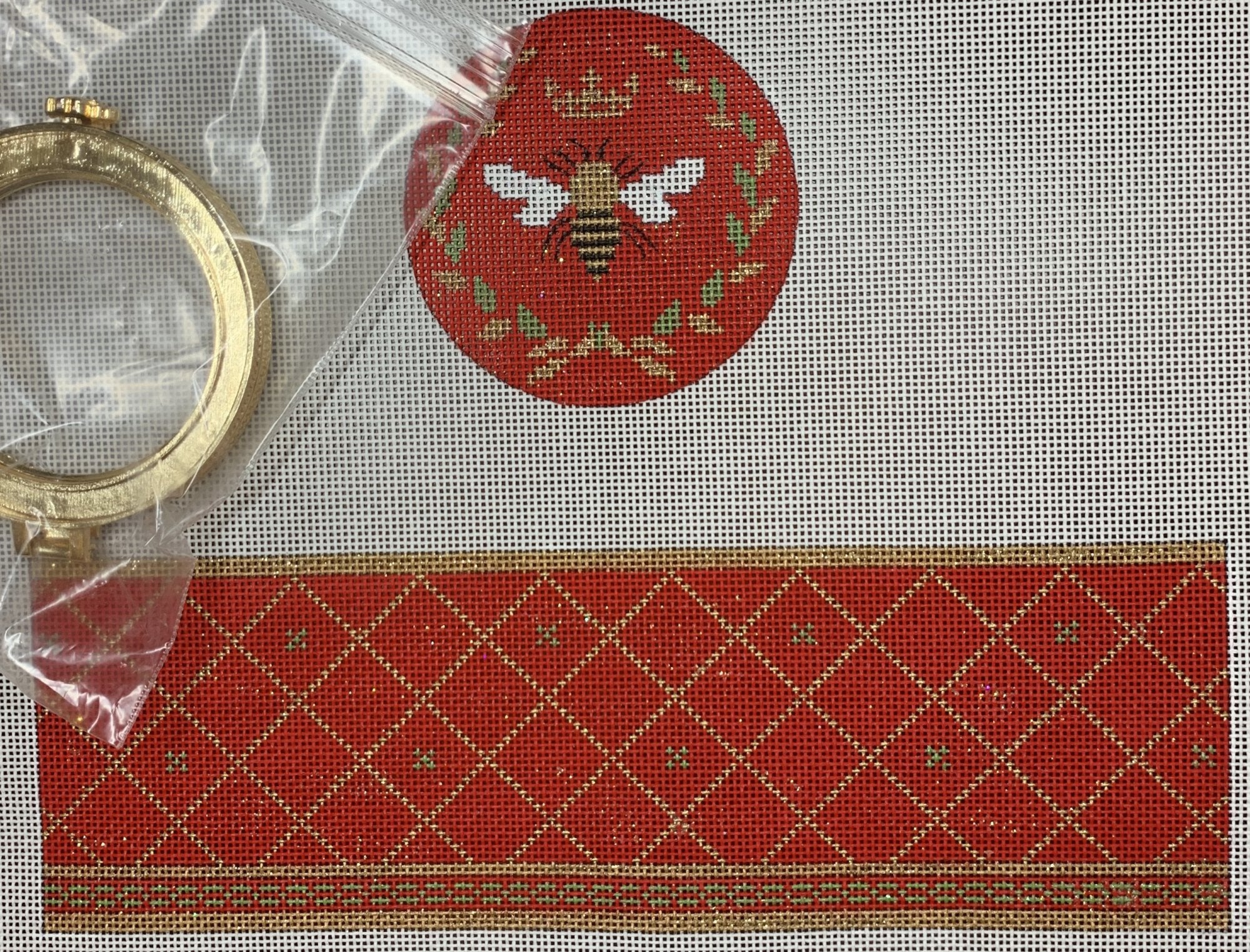 Red Hot Bee Hinged Box