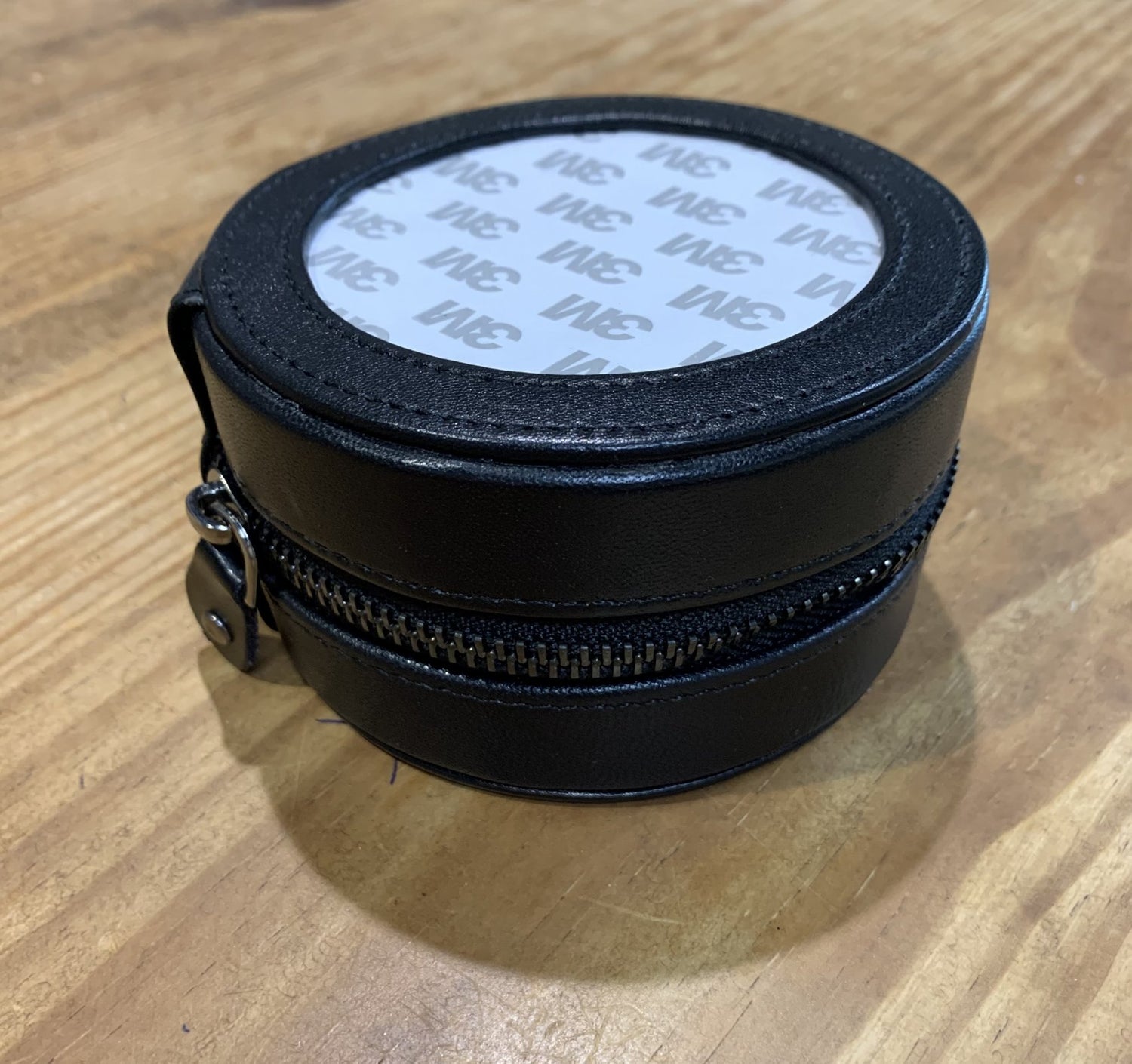 Lamb Skin 4" Round Case - Black