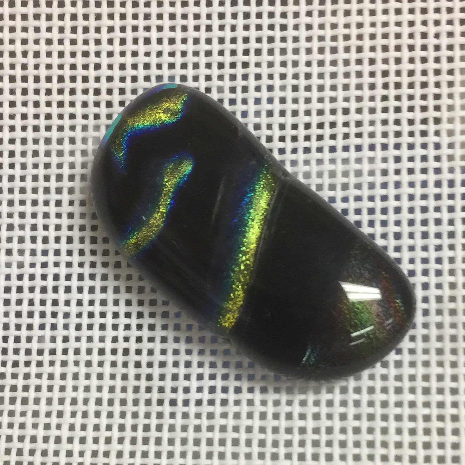 Hand-made Glass Needle Minder Magnet