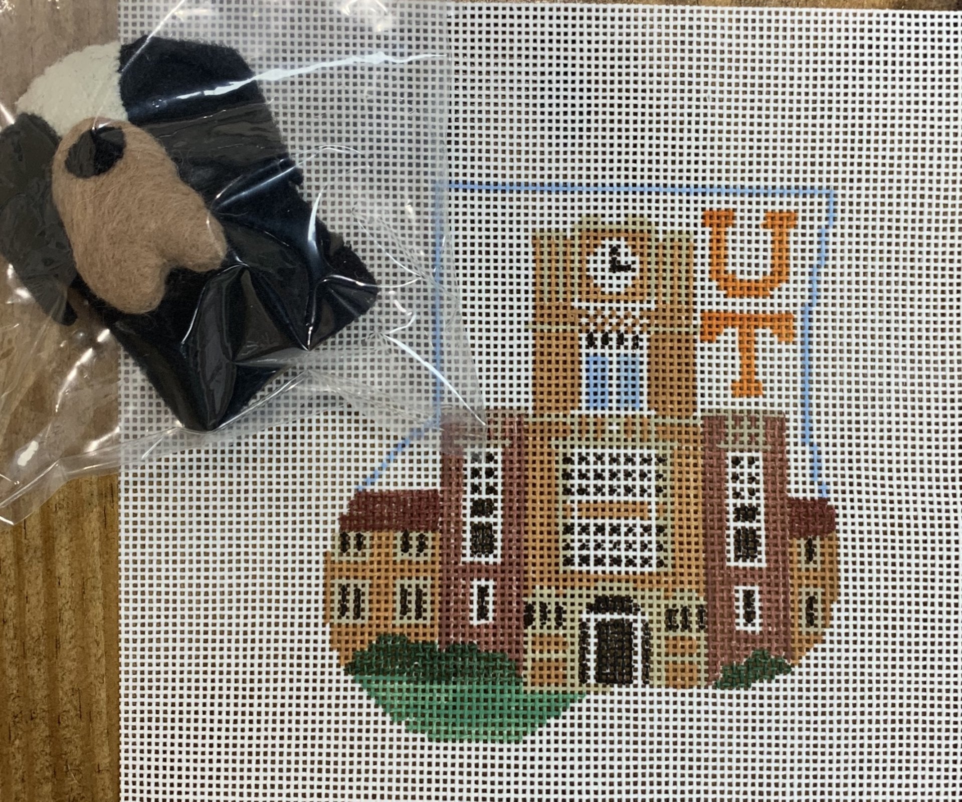 U of Tennessee Sock w/Bloodhound